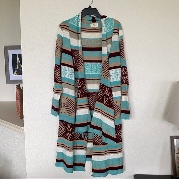 Cardigan - Picture 2 of 4